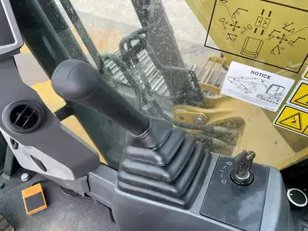 Escavadora de rastos 2025 Caterpillar 320D3 GC (14)