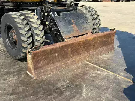 Mobil gravemaskin 2012 Caterpillar M313D VA - Outriggers + Blade (16)