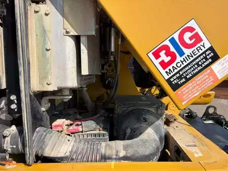 Mobil gravemaskin 2012 Caterpillar M313D VA - Outriggers + Blade (29)