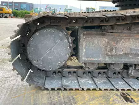 Korečková rýpadla 2019 Komatsu PC490LCD-11 (16)