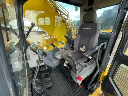 Korečková rýpadla 2019 Komatsu PC490LCD-11 (21)