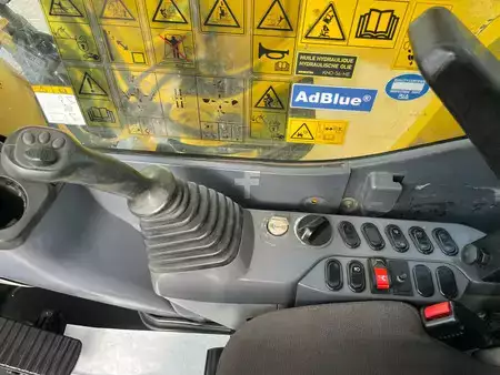 Korečková rýpadla 2019 Komatsu PC490LCD-11 (24)
