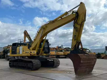 Korečková rýpadla 2019 Komatsu PC490LCD-11 (7)