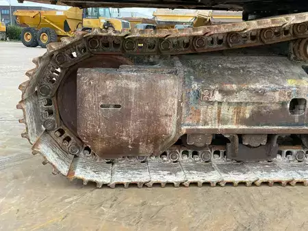 Pelles sur chenilles 2018 Hitachi ZX300-6 (14)