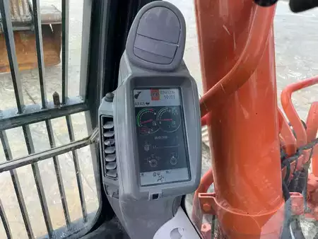 Pelles sur chenilles 2018 Hitachi ZX300-6 (23)