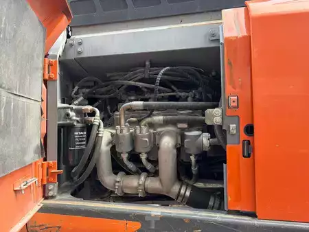 Pelles sur chenilles 2018 Hitachi ZX300-6 (31)