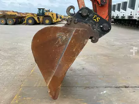 Pelles sur chenilles 2018 Hitachi ZX300-6 (9)
