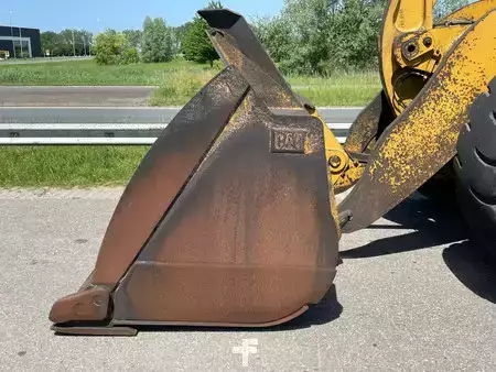 Wielladers 2021 Caterpillar 972 M (10)