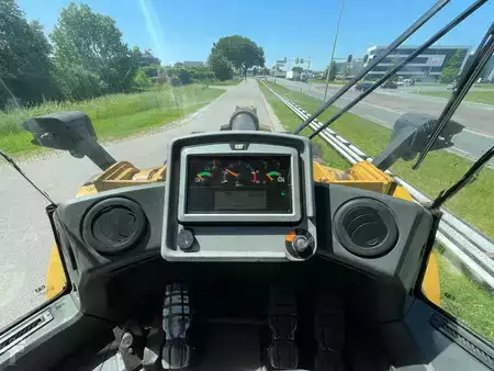 Wielladers 2021 Caterpillar 972 M (19)