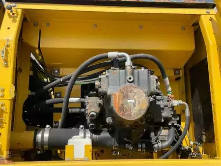 Kettenbagger 2016 Komatsu PC490LC-10 (27)