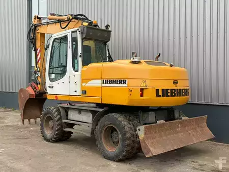 Koparki kołowe 2006 Liebherr A314 (3)