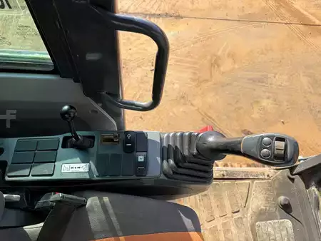 Rupsgraafmachines 2020 Doosan DX140LCR-5 (23)