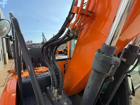 Rupsgraafmachines 2020 Doosan DX140LCR-5 (28)