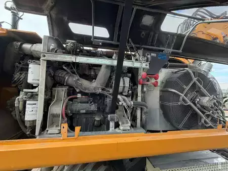 Mobil grävmaskin 2017 Liebherr A918 (17)