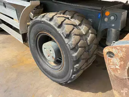 Mobilní bagry 2019 Liebherr A920 (13)