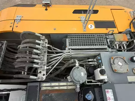 Mobilní bagry 2019 Liebherr A920 (27)
