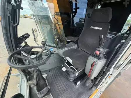 Mobilní bagry 2019 Liebherr A920 (31)