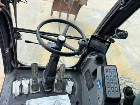 Mobilní bagry 2019 Liebherr A920 (32)