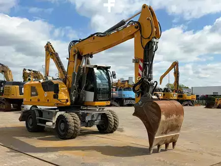 Mobilní bagry 2019 Liebherr A920 (5)