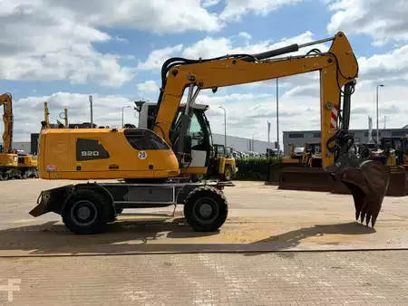Mobilní bagry 2019 Liebherr A920 (6)