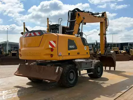 Mobilní bagry 2019 Liebherr A920 (7)
