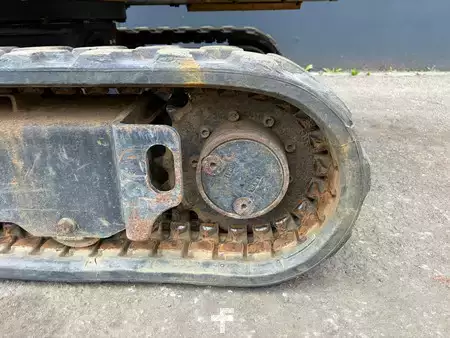 Lánctalpas kotrógép 2021 Caterpillar 301.8-05 (22)