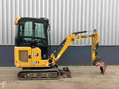 Lánctalpas kotrógép 2021 Caterpillar 301.8-05 (5)