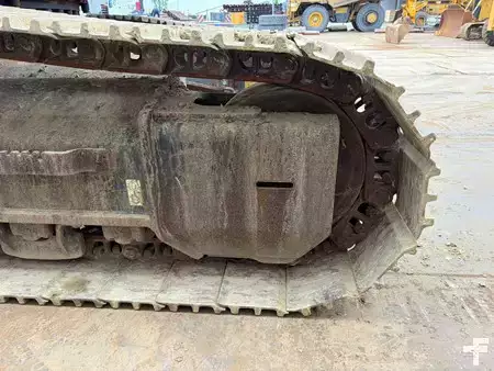 Bæltegraver 2019 Hitachi ZX300LCN-6 (15)