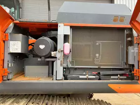 Bæltegraver 2019 Hitachi ZX300LCN-6 (26)