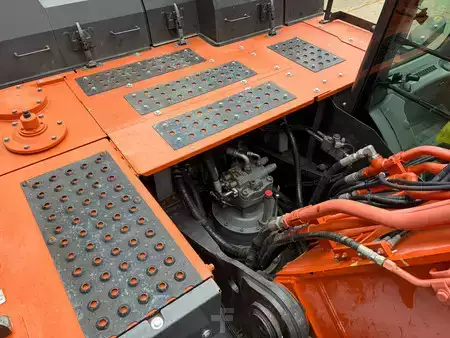 Bæltegraver 2019 Hitachi ZX300LCN-6 (29)