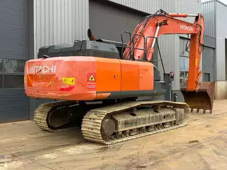 Bæltegraver 2019 Hitachi ZX300LCN-6 (5)