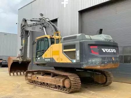 Rupsgraafmachines 2015 Volvo EC380EL | German machine (3)