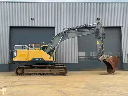Rupsgraafmachines 2015 Volvo EC380EL | German machine (6)