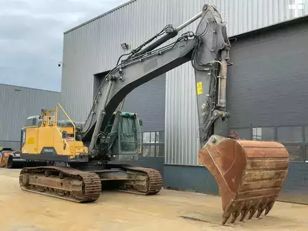 Rupsgraafmachines 2015 Volvo EC380EL | German machine (7)
