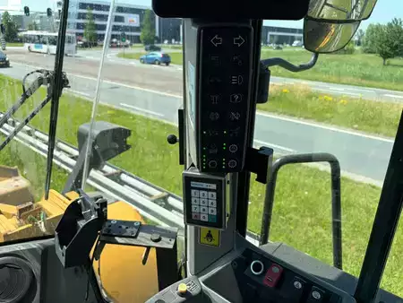 Wheel Loaders 2014 Caterpillar 966M (23)