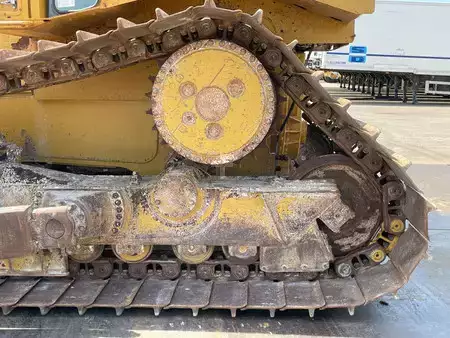 Escavadoras 2011 Caterpillar D6T LGP (11)