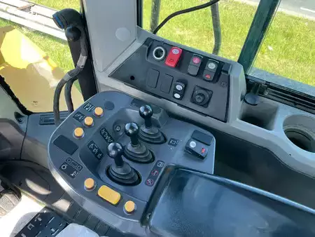 Ładowarki kołowe 2019 Caterpillar 950M (17)