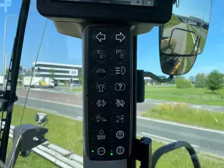 Ładowarki kołowe 2019 Caterpillar 950M (18)