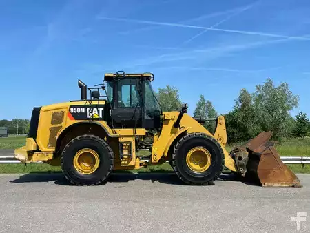 Ładowarki kołowe 2019 Caterpillar 950M (6)