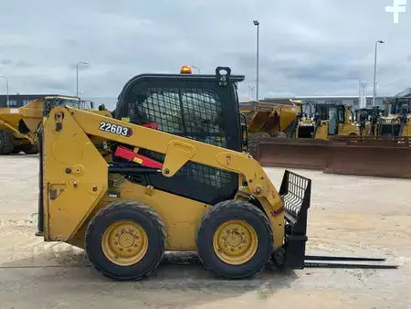 Chargeuse sur pneus 2021 Caterpillar 226D3 - CE Certified (7)