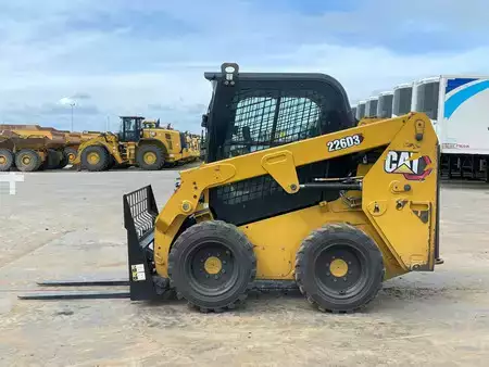 Chargeuse sur pneus 2021 Caterpillar 226D3 - CE Certified (2)