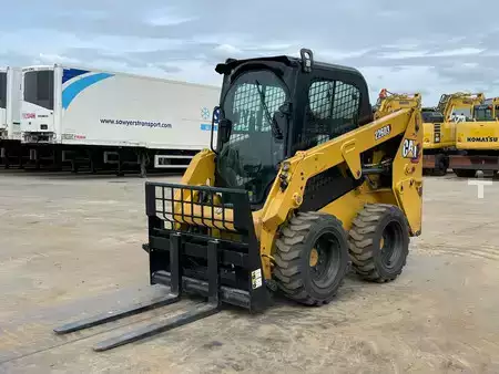 Chargeuse sur pneus 2021 Caterpillar 226D3 - CE Certified (3)