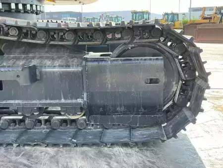 Koparki gąsienicowe 2026 JCB 205 (16)