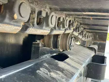 Koparki gąsienicowe 2026 JCB 205 (17)