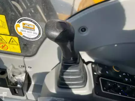 Koparki gąsienicowe 2026 JCB 205 (22)