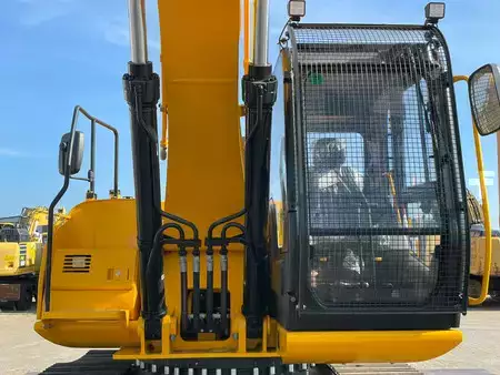 Koparki gąsienicowe 2026 JCB 205 (9)