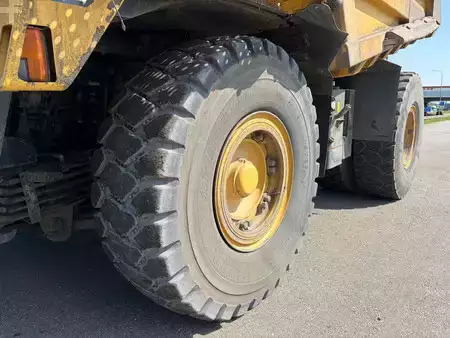 Dúmpers rígidos 2005 Komatsu HD605-7 (14)
