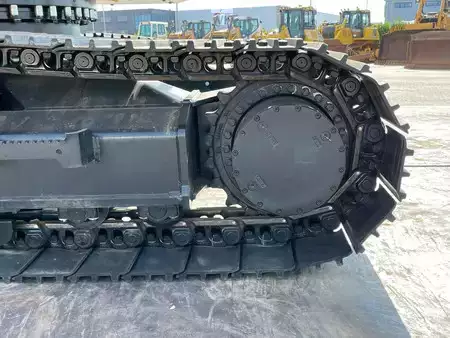 Koparki gąsienicowe 2026 JCB 205 (16)