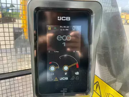 Koparki gąsienicowe 2026 JCB 205 (23)