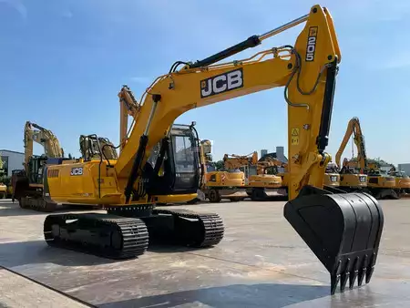 Koparki gąsienicowe 2026 JCB 205 (7)